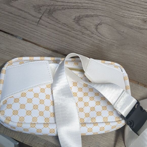 White and Gold Crossbody Fanny Belt Bag Women's - Picture 3 of 10